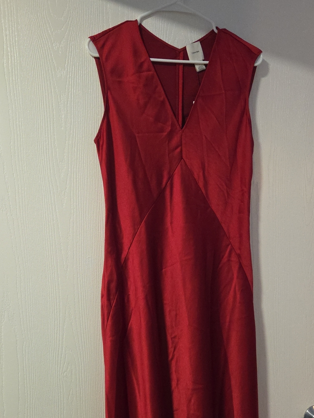 Calvin Klein Red Sleeveless V-Neck Sheath Dress